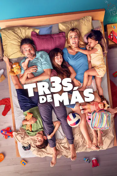 Tres de más